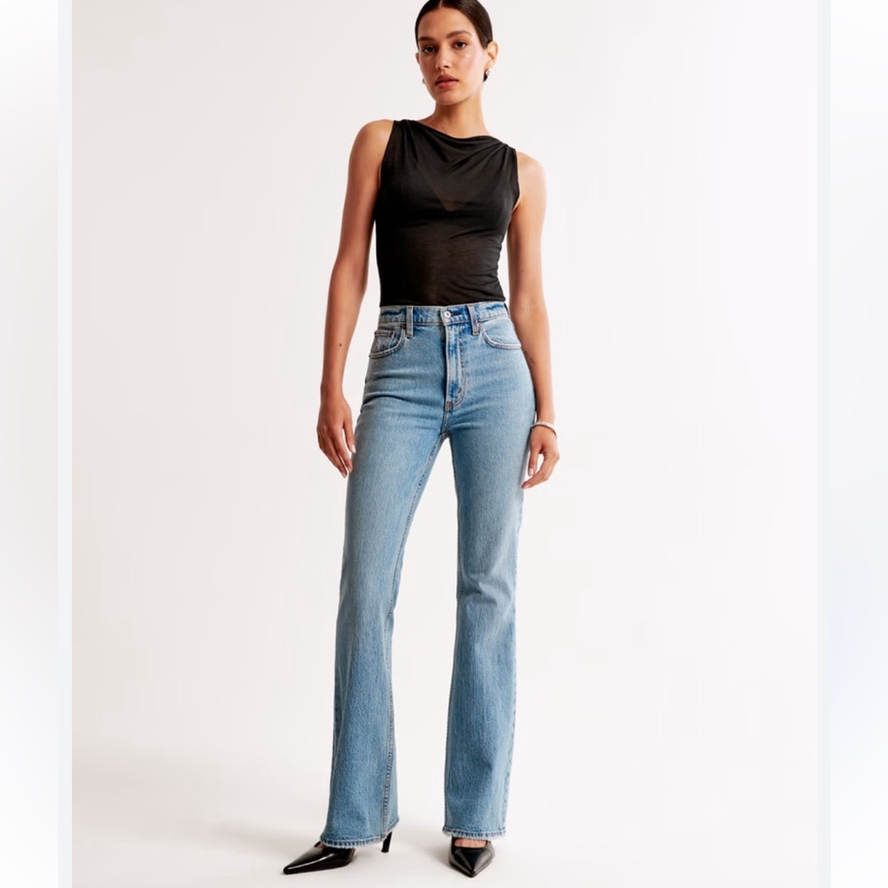 Abercrombie & Fitch 70’s Vinatr Flare Ultra High Rise Jeans 27 Long